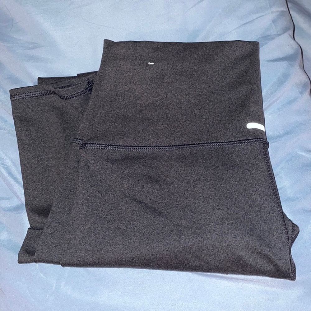 Gray Arie Leggings